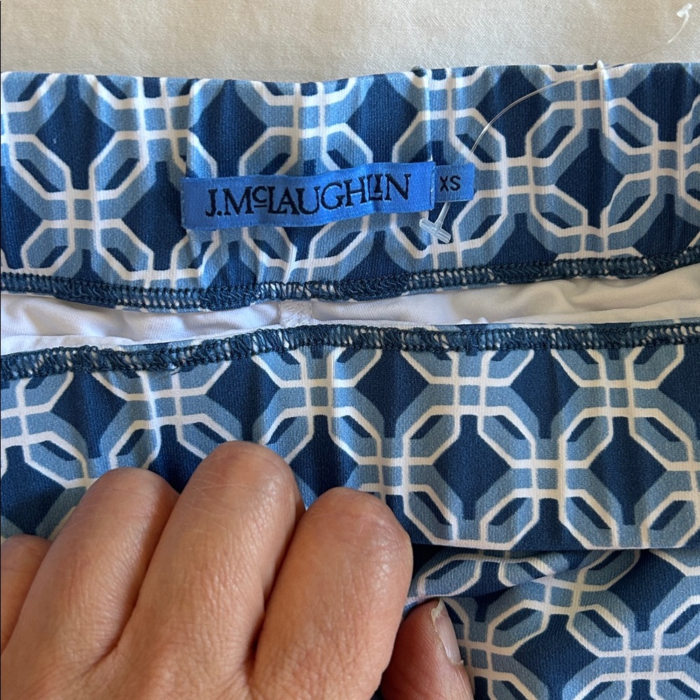 J.McLaughlin Printed Skort - Picture 4 of 6